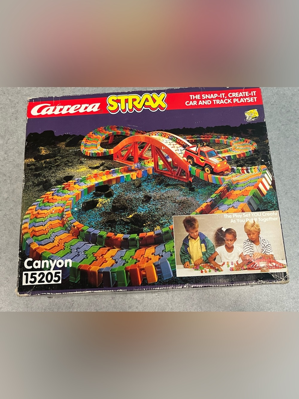 Carrera STRAX Canyon 15205 Snap-It, Create-It Car and Track Playset